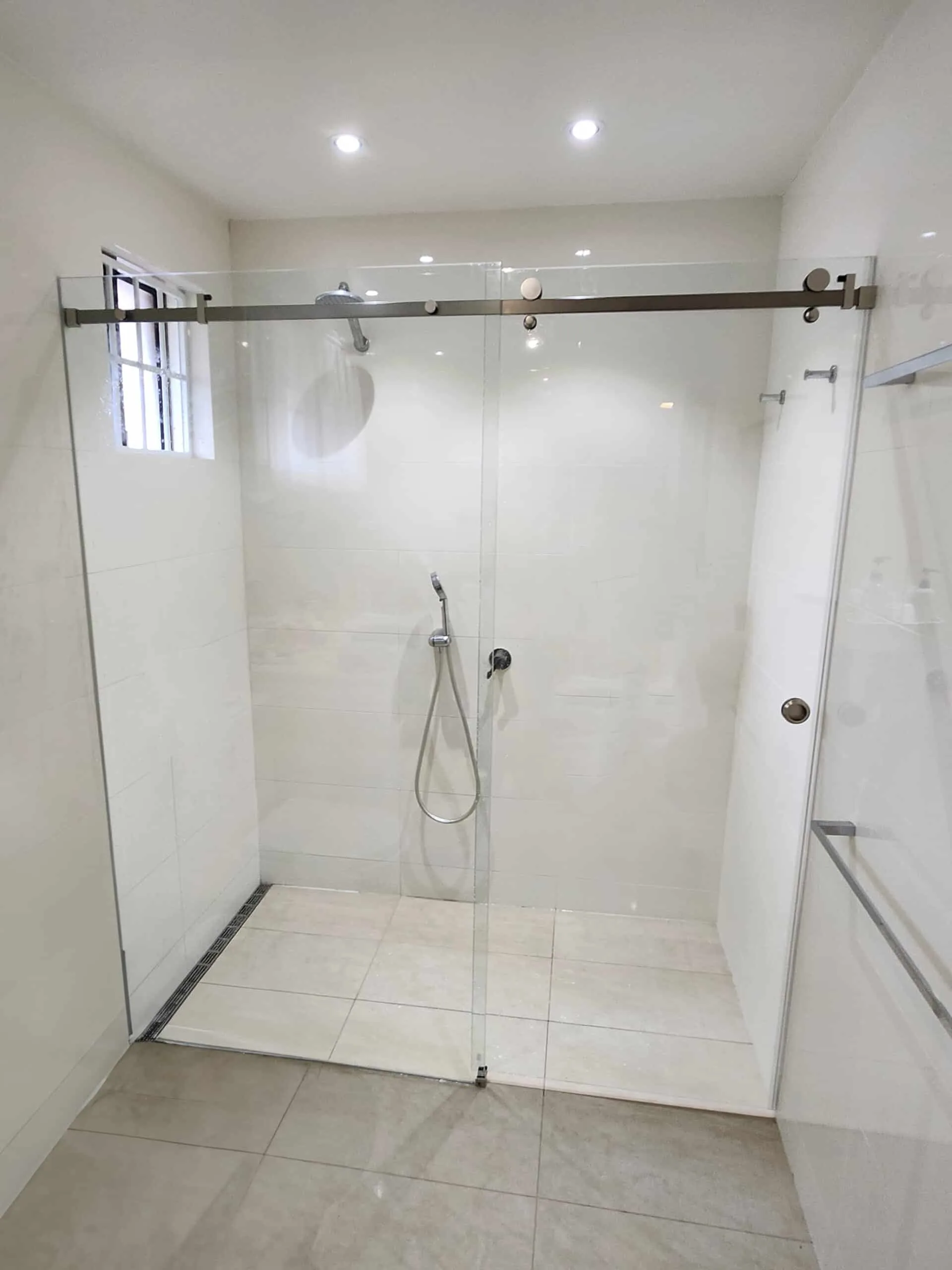 Bespoke Frameless Slider / Sliding 5 Bespoke Frameless Slider / Sliding - Image 5