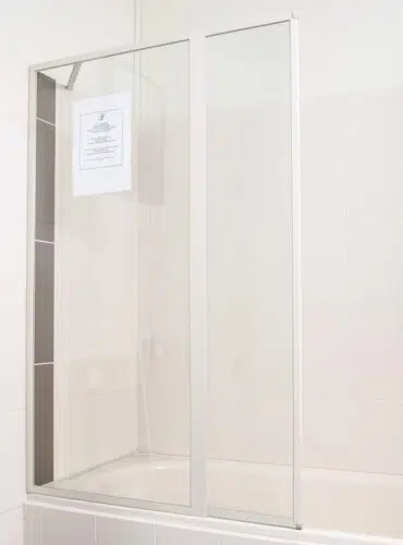 Framed Fixed & Swing Bath Screens | Speedy Shower Screens